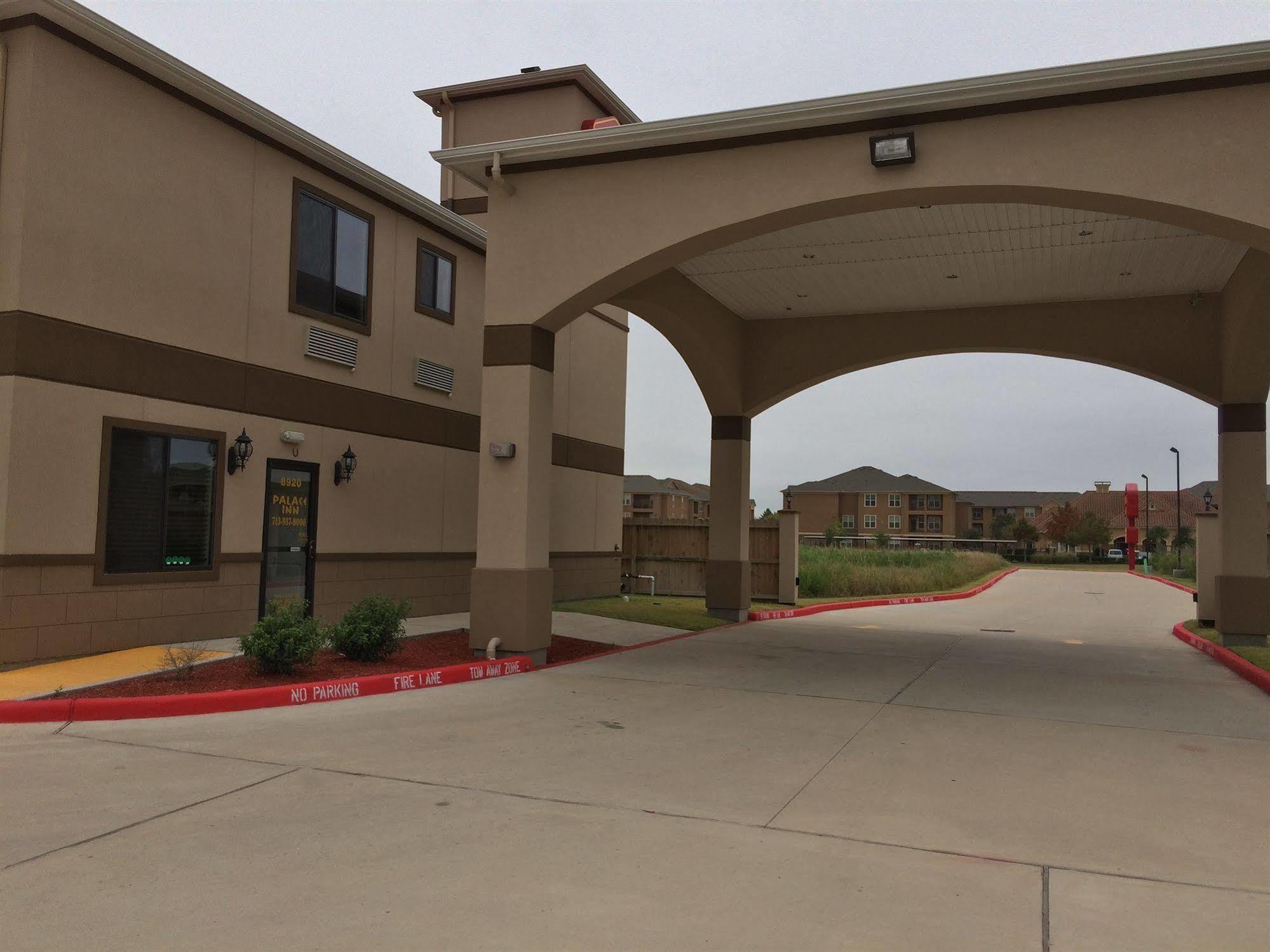 Palace Inn Sam Houston Race Park Buitenkant foto